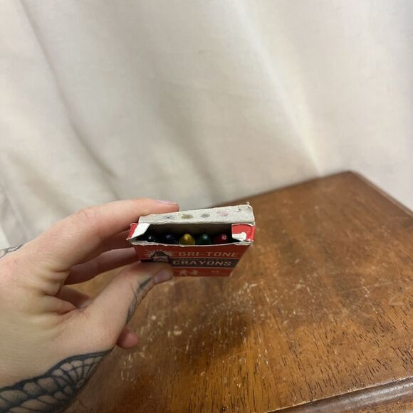 Vintage Imperial Bri-Tone‎ Crayons Original Red Box No. 6 Unused Made In USA - Picture 6 of 7
